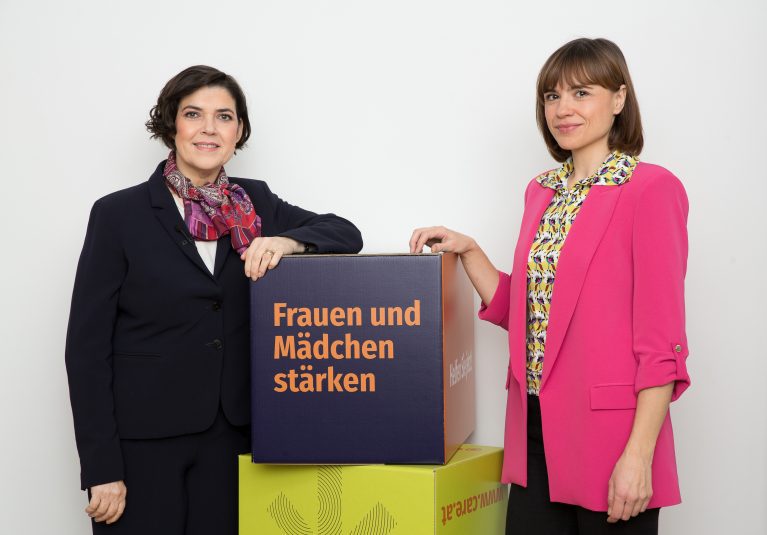 Andrea Barschdorf-Hager mit Mari Lang, Weltfrauentag