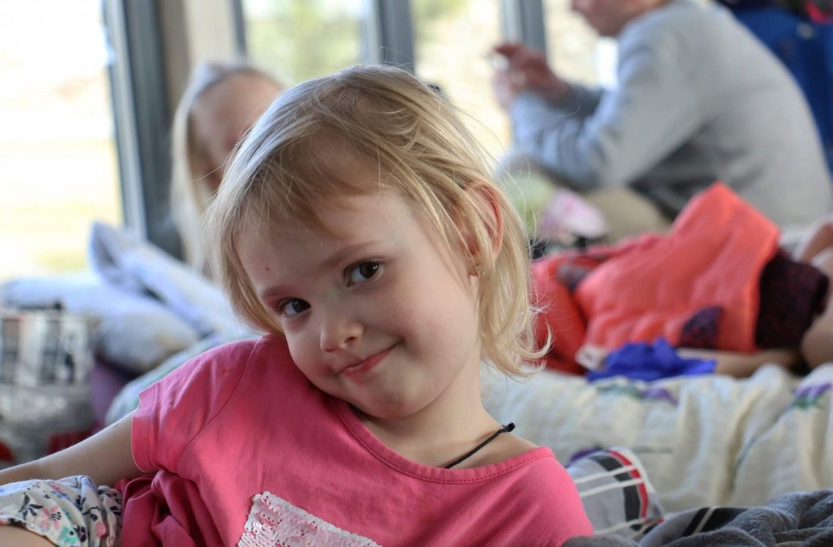 kleines Mädchen, People in Need, Ukraine